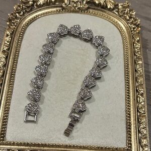 Elegant Silver tone Heart Bracelet Hearts Link Rhinestone Diamond Baguette  7.5"